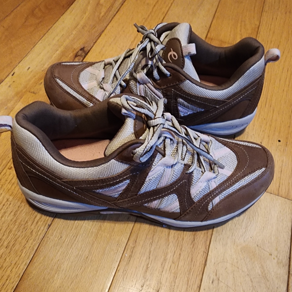 Espirit Brown and Cream Soft Walking Athletic Shoes (Worn Once)
